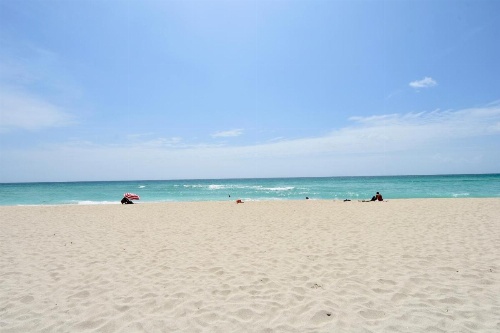 NoBeVIP at the OLSEN on the BEACH! image 24